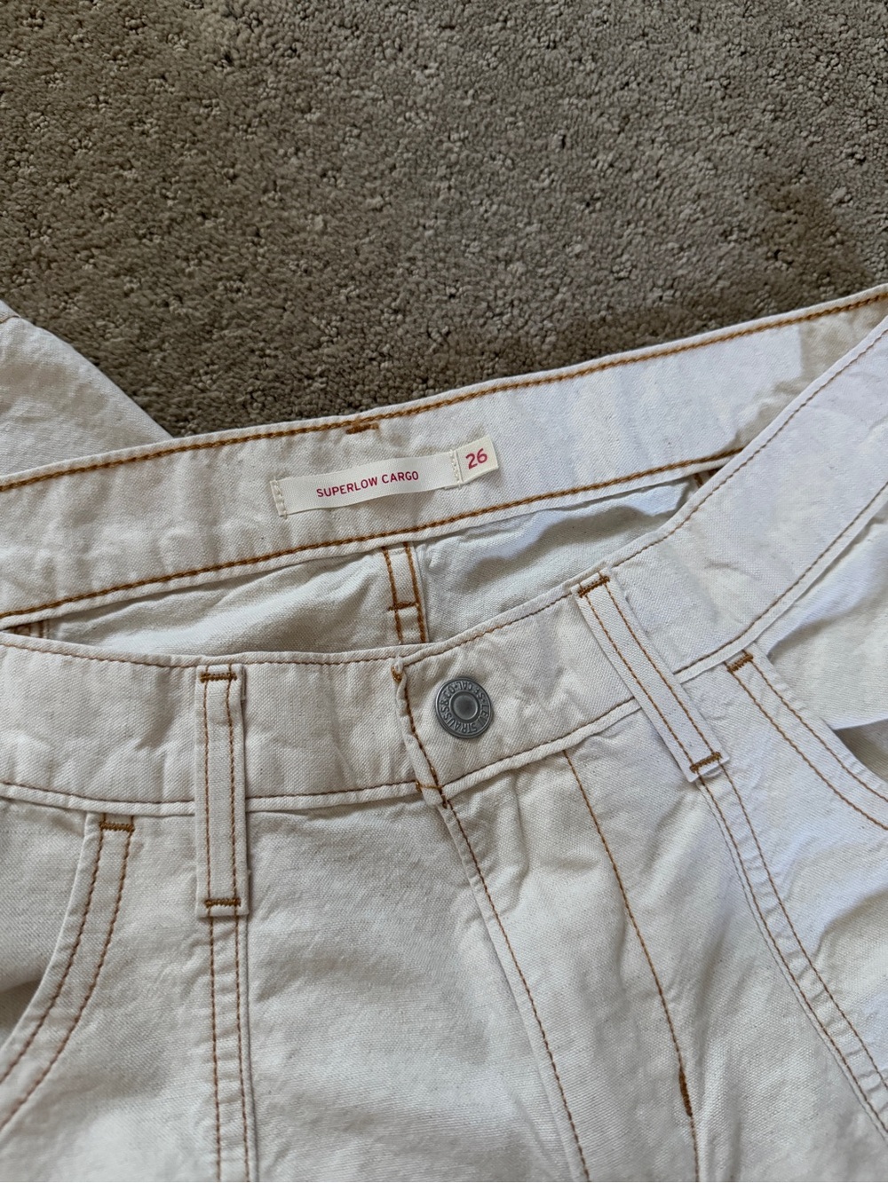 Levi's Women's Straight Leg White Jeans with Contrast Stitching
